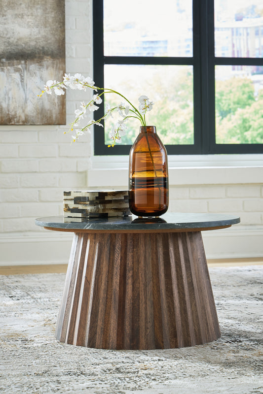 Ashley Express - Mesa de cóctel decorativa Ceilby