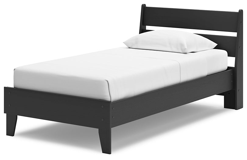 Ashley Express - Cama con plataforma y paneles Socalle