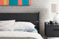 Ashley Express - Cama con plataforma y paneles Socalle
