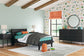 Ashley Express - Cama con plataforma y paneles Socalle