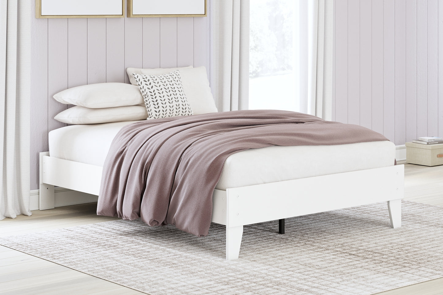 Ashley Express - Cama con plataforma Hallityn