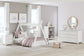 Ashley Express - Tienda de campaña Hallityn completa con cama en caja