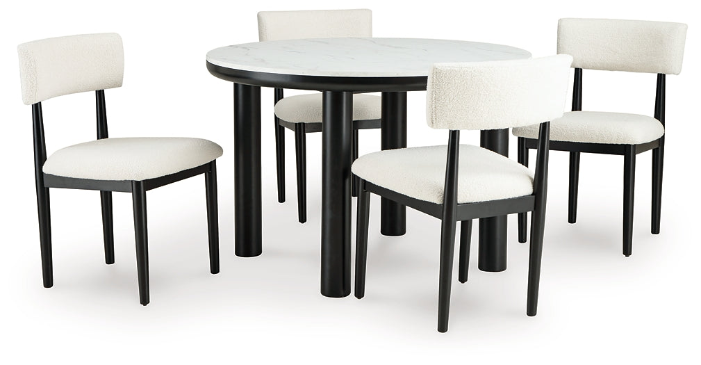 Ashley Express - Mesa de comedor Xandrum y 4 sillas