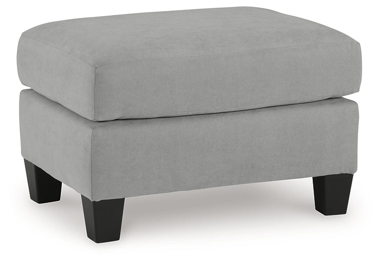 Sofá, loveseat, silla y otomana Adlai