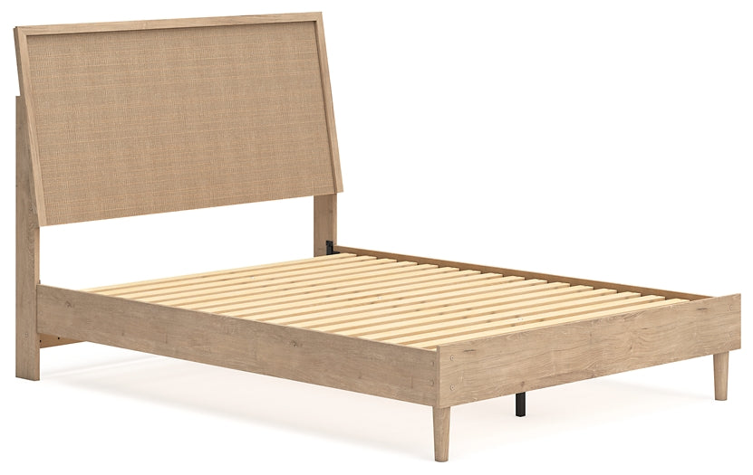 Ashley Express - Cama con paneles Cielden