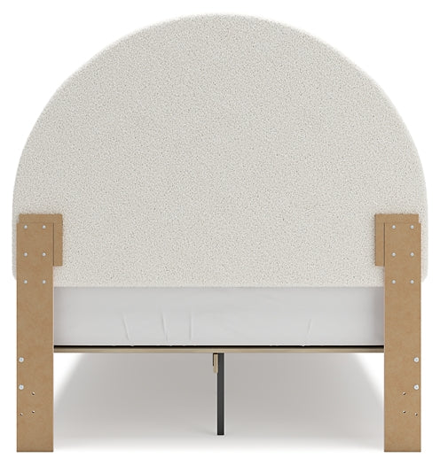 Ashley Express - Cama tapizada con paneles Wistenpine