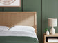 Ashley Express - Cama con paneles Cielden
