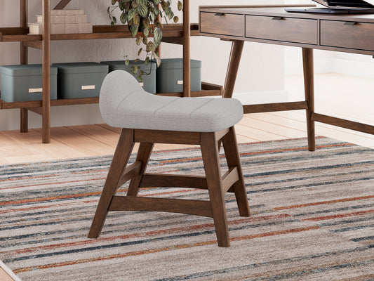 Ashley Express - Silla de escritorio Lyncott para oficina en casa (1 unidad)