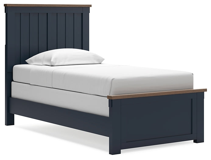 Ashley Express - Cama con paneles Landocken