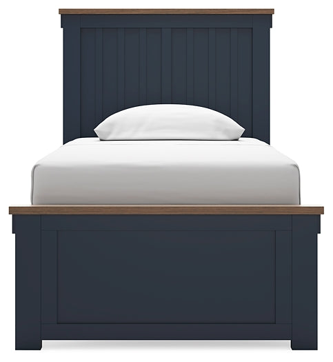 Ashley Express - Cama con paneles Landocken