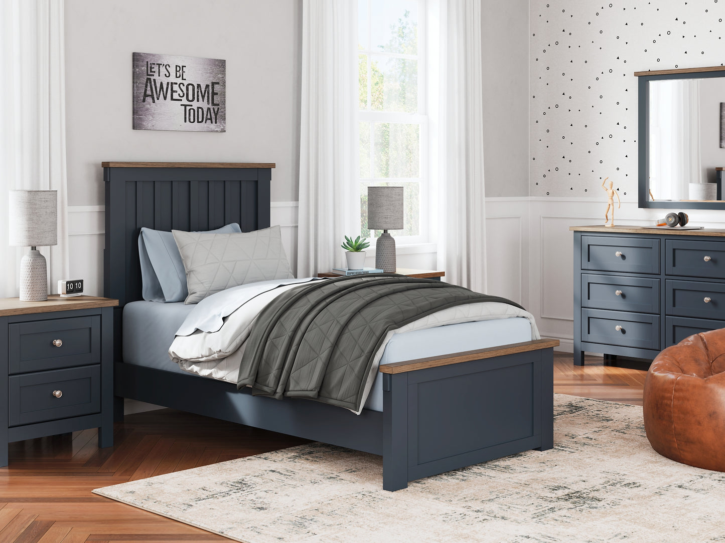Ashley Express - Cama con paneles Landocken