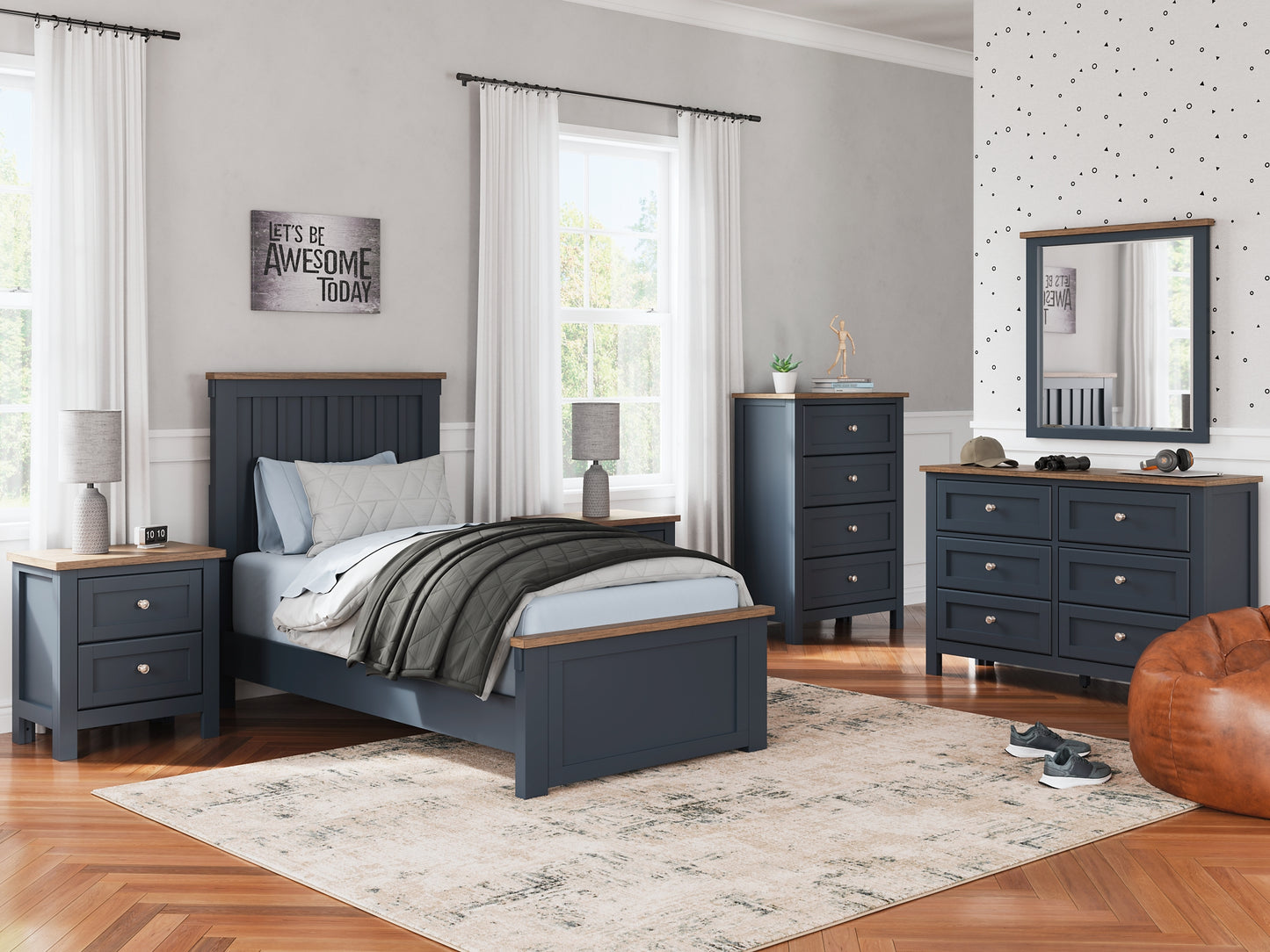 Ashley Express - Cama con paneles Landocken
