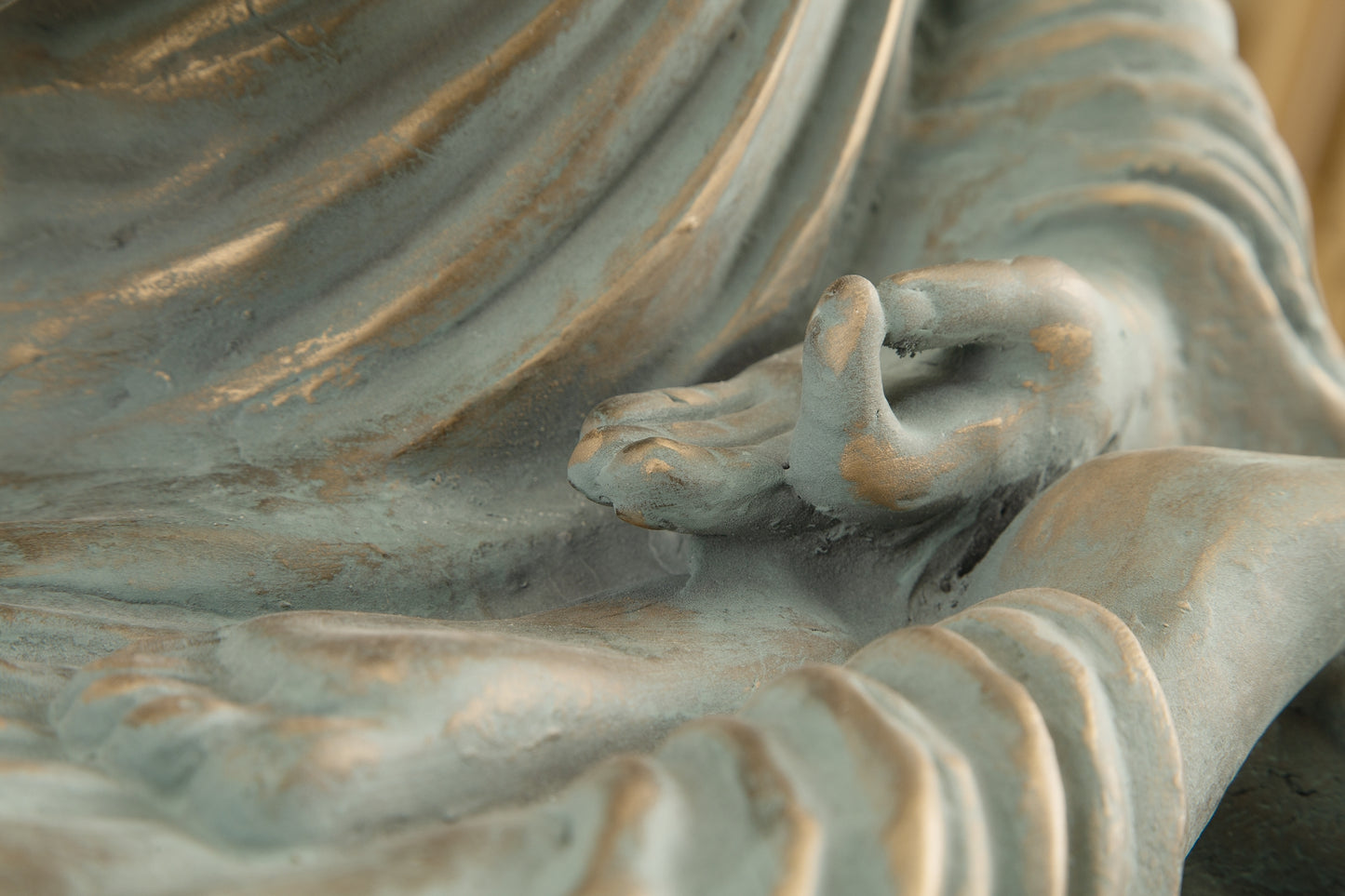 Ashley Express - Escultura de Hosgrove