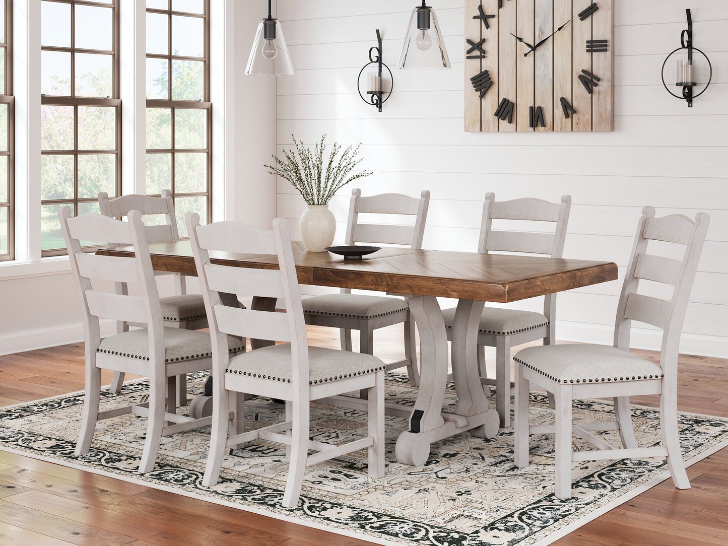 Mesa de comedor Valebeck y 8 sillas