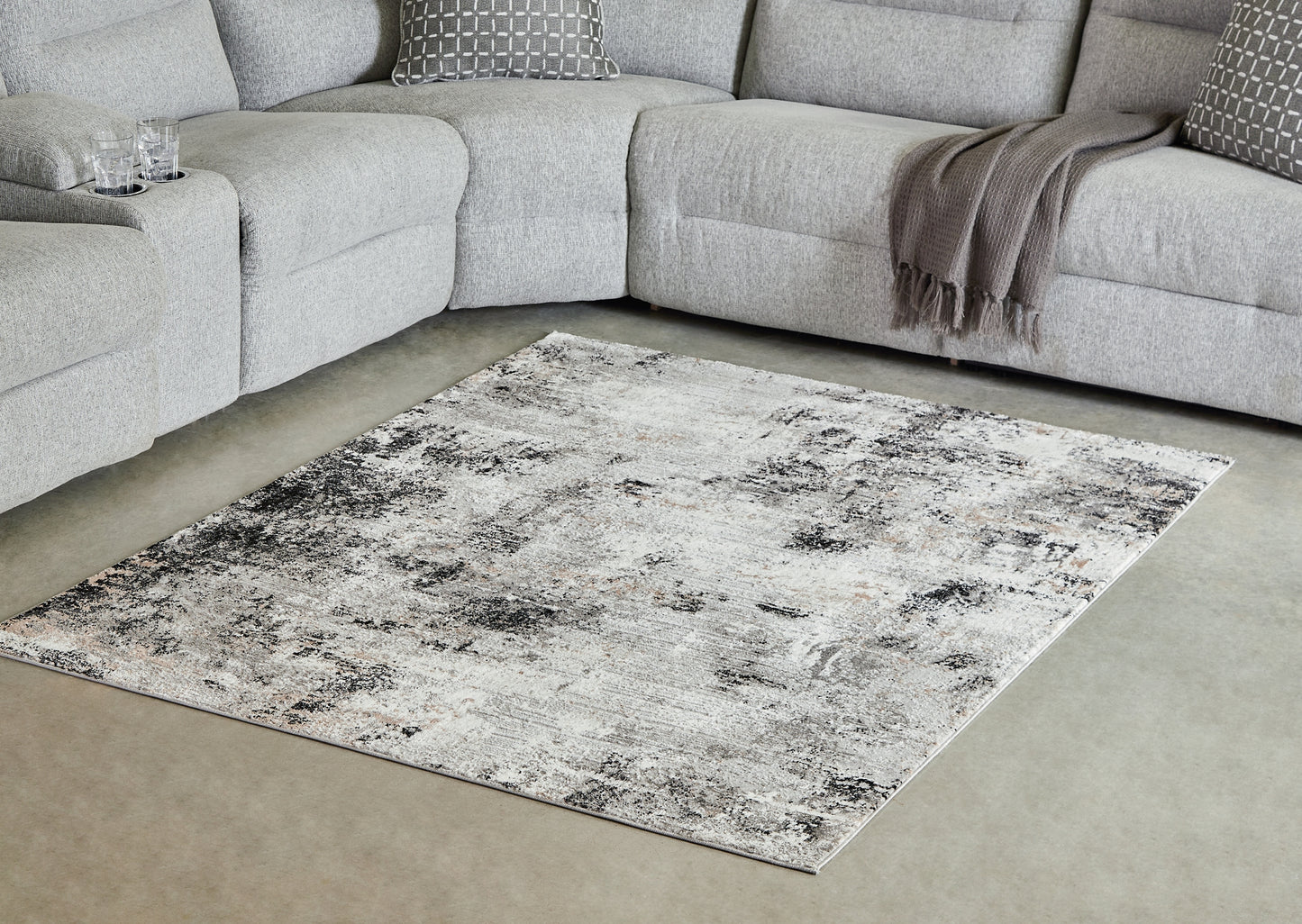 Ashley Express - Alfombra mediana Langwell