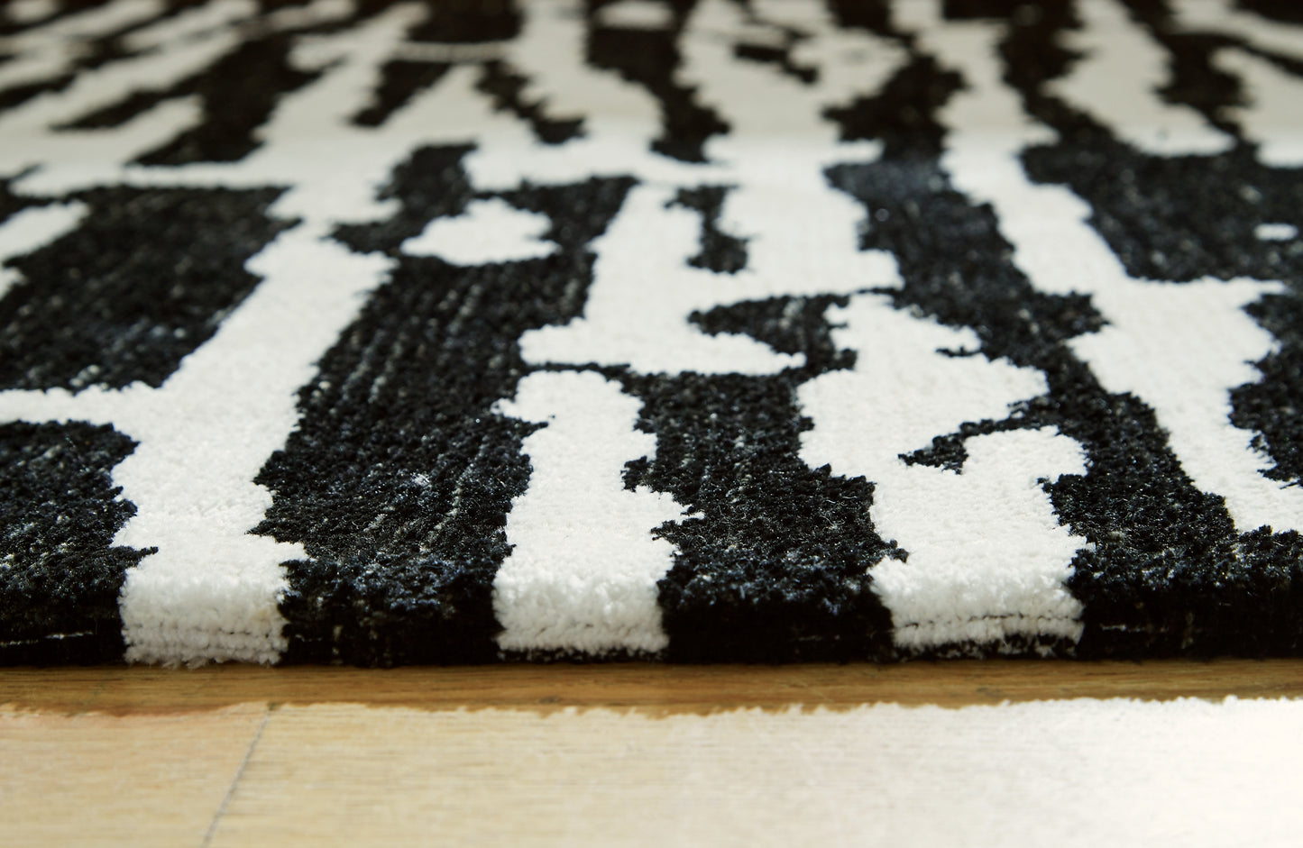Ashley Express - Alfombra Bramshaw mediana