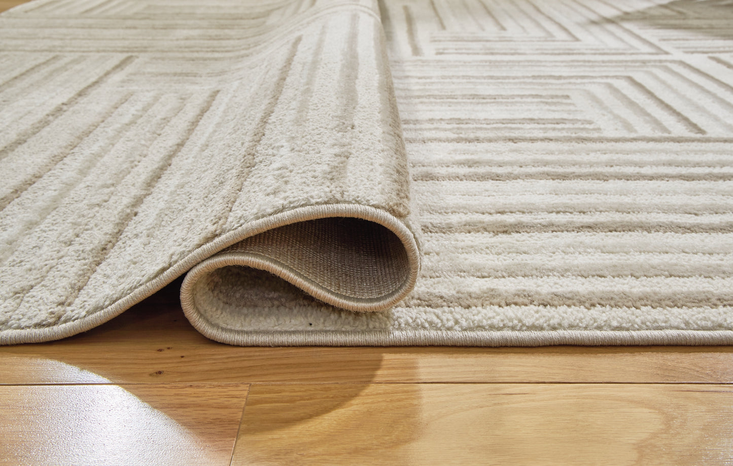 Ashley Express - Alfombra Darmondard mediana