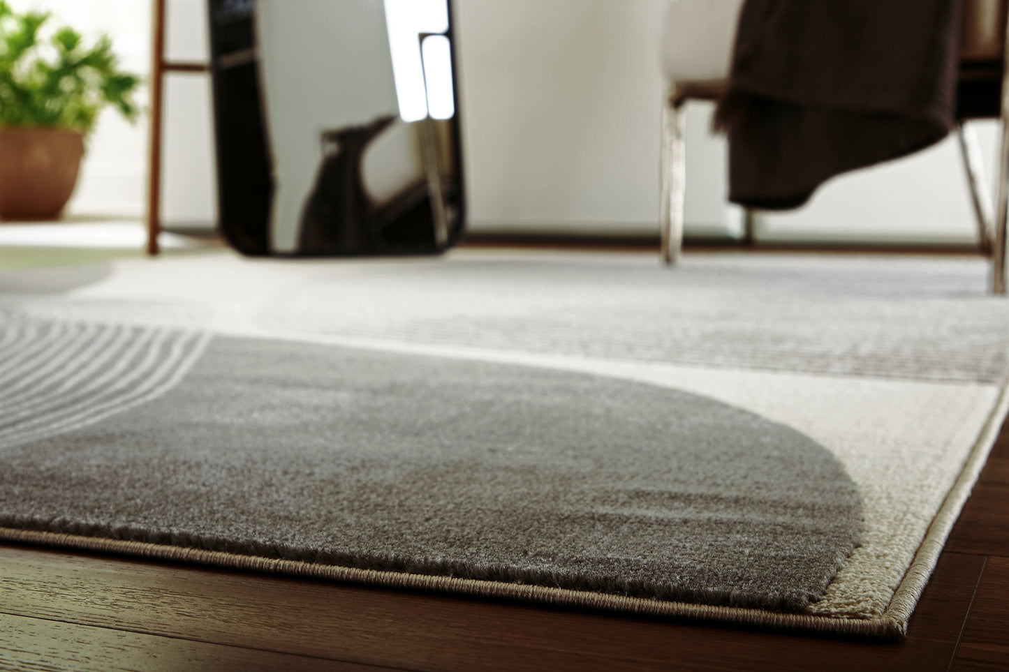 Ashley Express - Alfombra Winderburg mediana