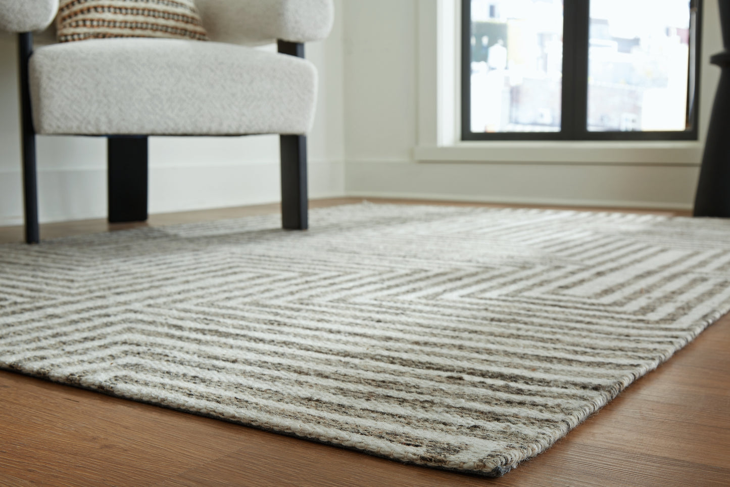 Ashley Express - Alfombra Jossen mediana