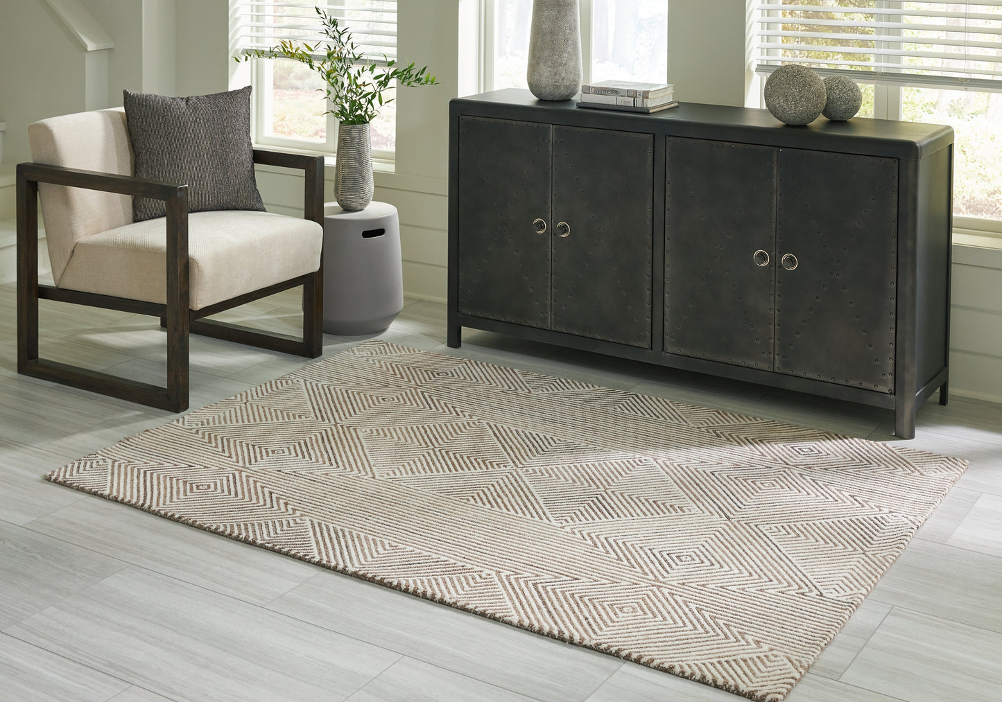 Ashley Express - Alfombra mediana Jadott