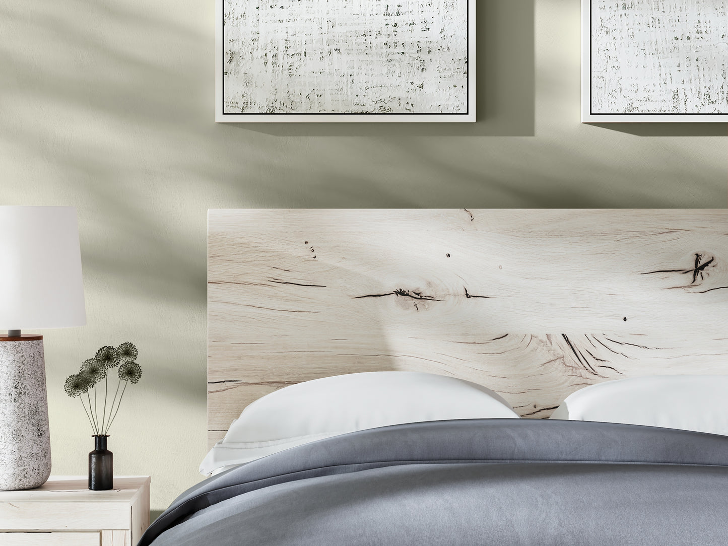 Ashley Express - Cama con paneles Lawroy