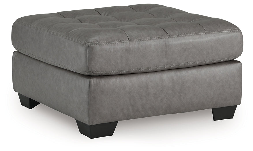 Ashley Express - Otomana extragrande con acento Clairette Court