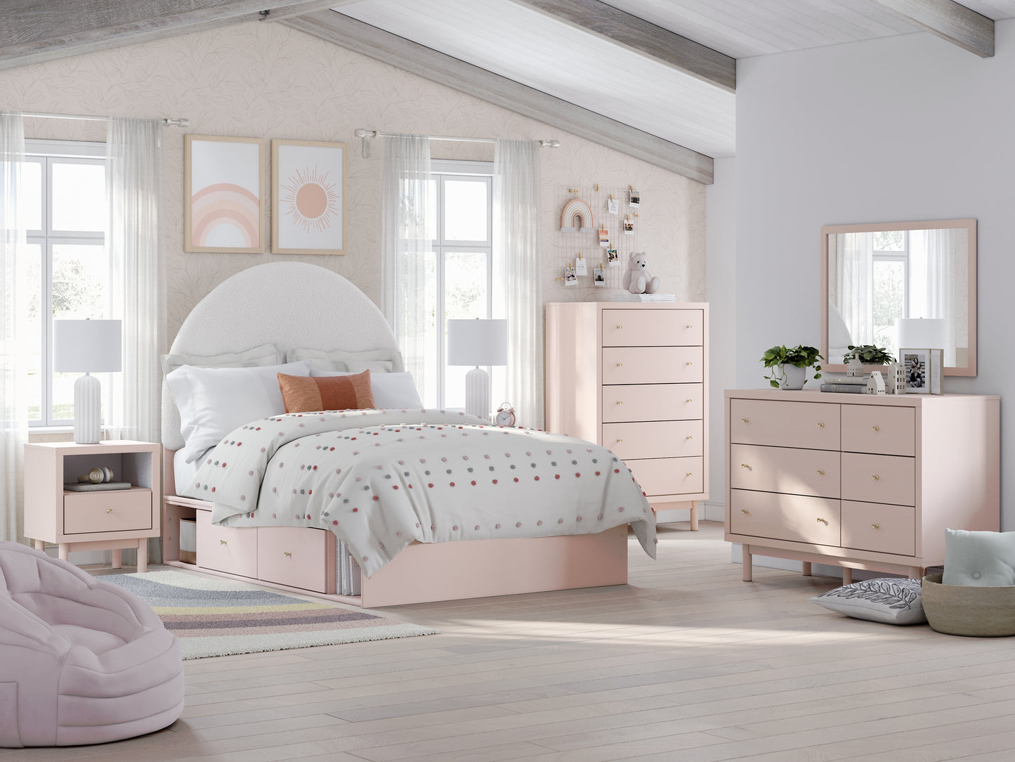 Cama Wistenpine con paneles tapizados y almacenamiento