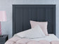 Ashley Express - Cama de plataforma Simmenfort