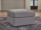 Ashley Express - Otomana extragrande con acento Modmax