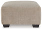 Ashley Express - Otomana extragrande con acento Brogan Bay