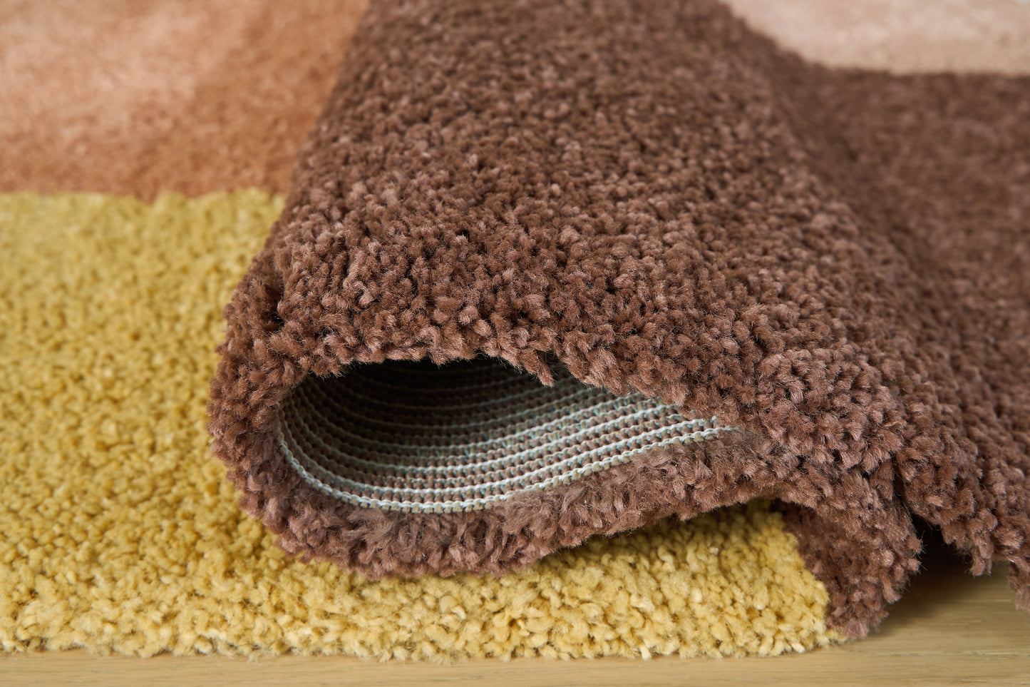 Ashley Express - Alfombra mediana Gailmore