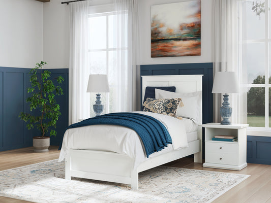 Ashley Express - Cama con paneles Bostwick Shoals