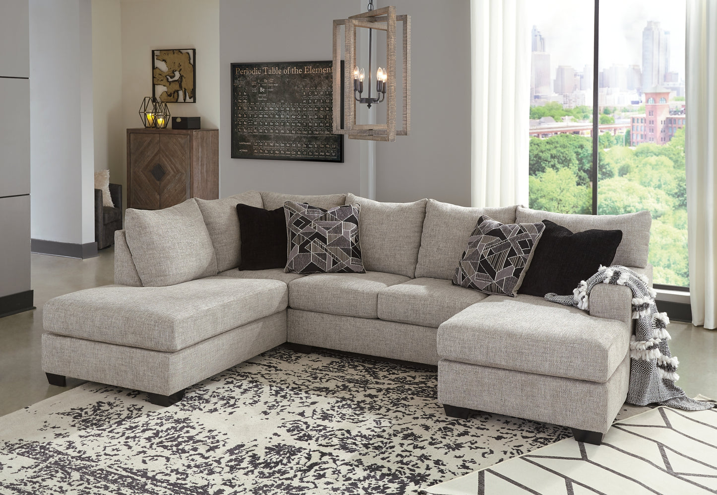 Seccional Megginson de 2 piezas con chaise longue