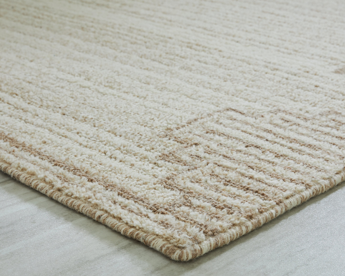 Ashley Express - Alfombra Emorymore mediana