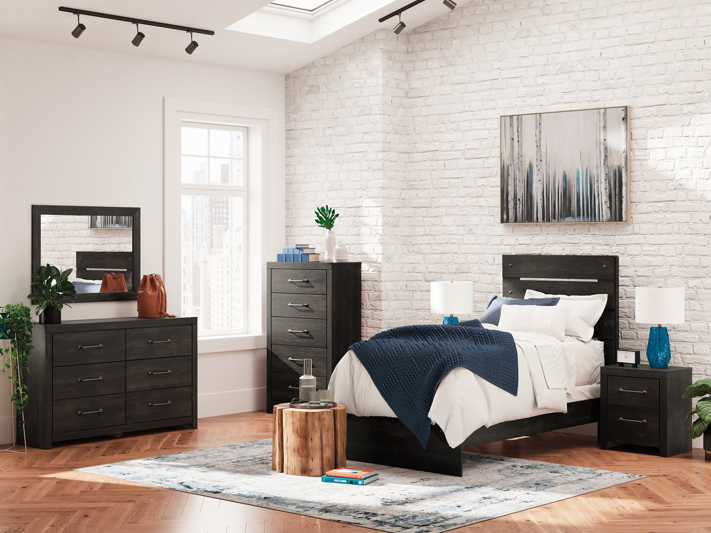 Ashley Express - Cama con paneles Hollivern