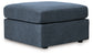 Ashley Express - Otomana extragrande con acento Modmax