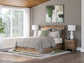 Ashley Express - Cama Queen Chirason con paneles