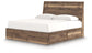Ashley Express - Cama Chirason King con paneles y espacio de almacenamiento