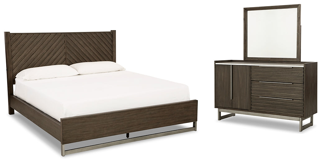 Cama Arkenton King con paneles y tocador con espejo