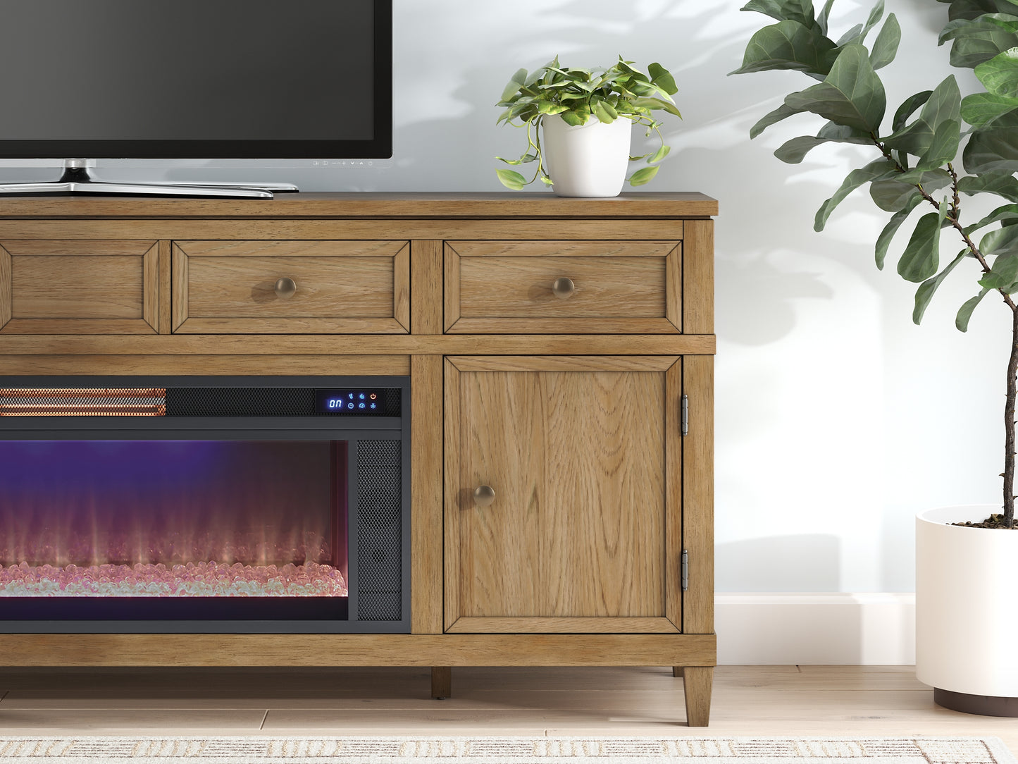 Mueble para TV Sharlance de 81" con chimenea eléctrica