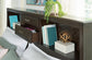 Ashley Express - Cama Vanmore con almacenamiento