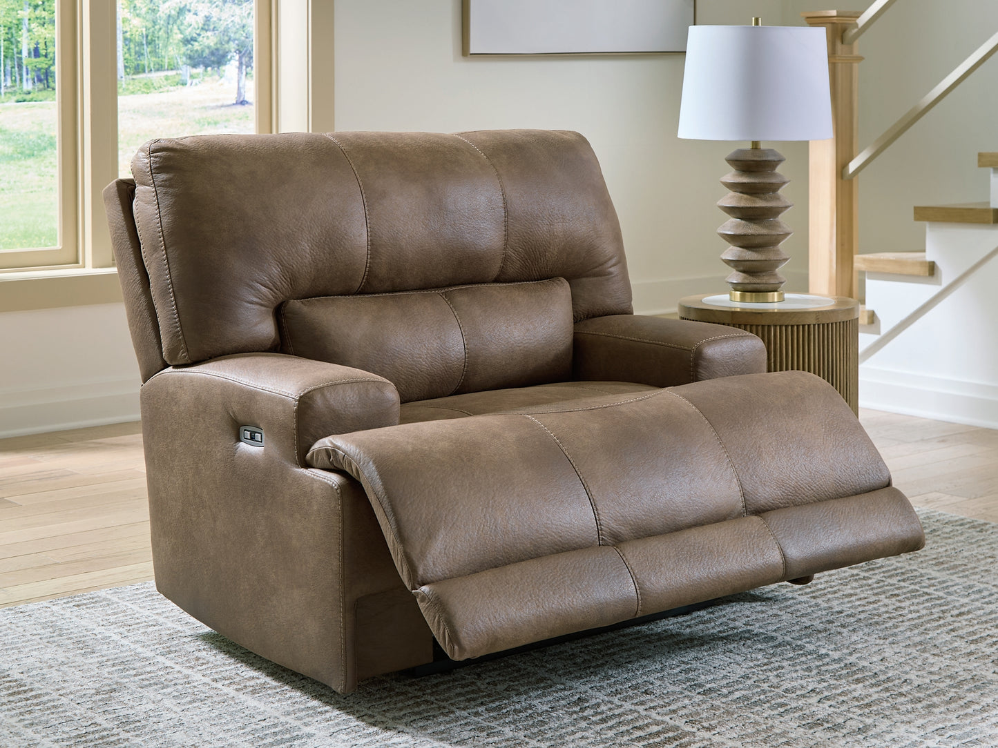 Sillón reclinable eléctrico Beckley Place con reposacabezas ajustable