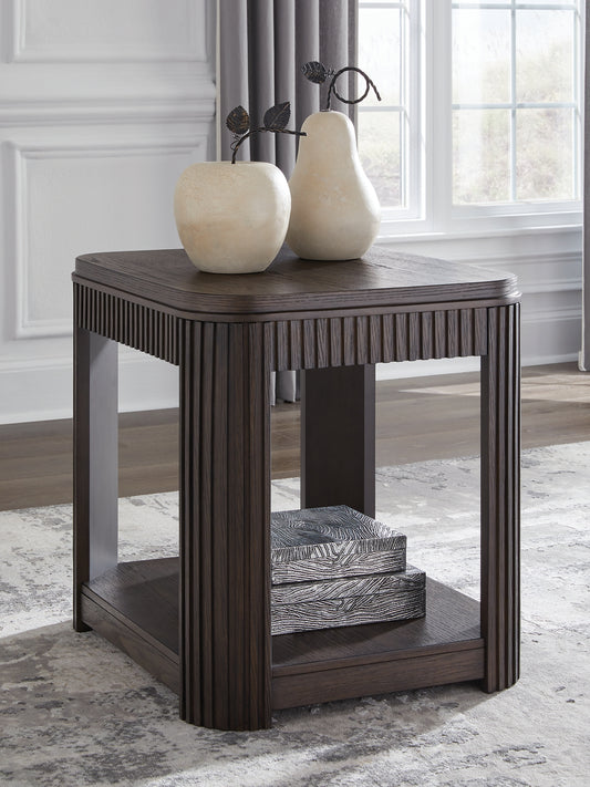Ashley Express - Mesa auxiliar rectangular Carlibrie