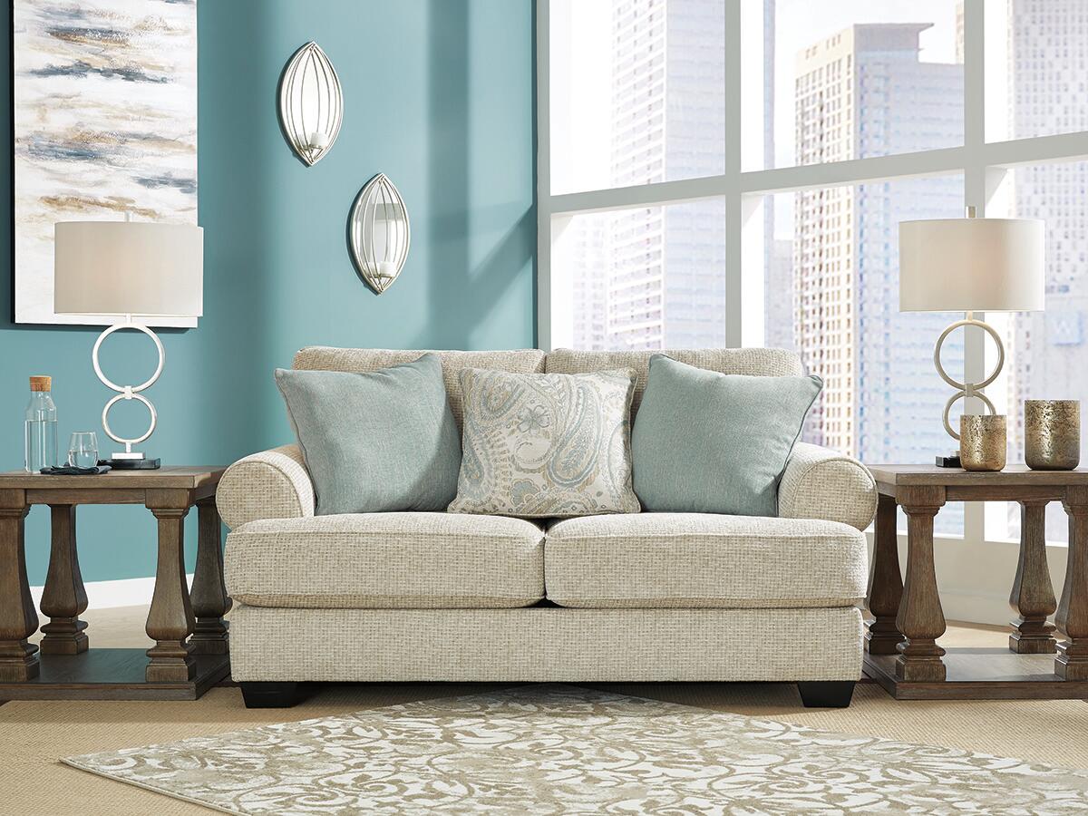 Loveseat Monaghan