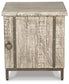 Ashley Express - Gabinete decorativo Laddford