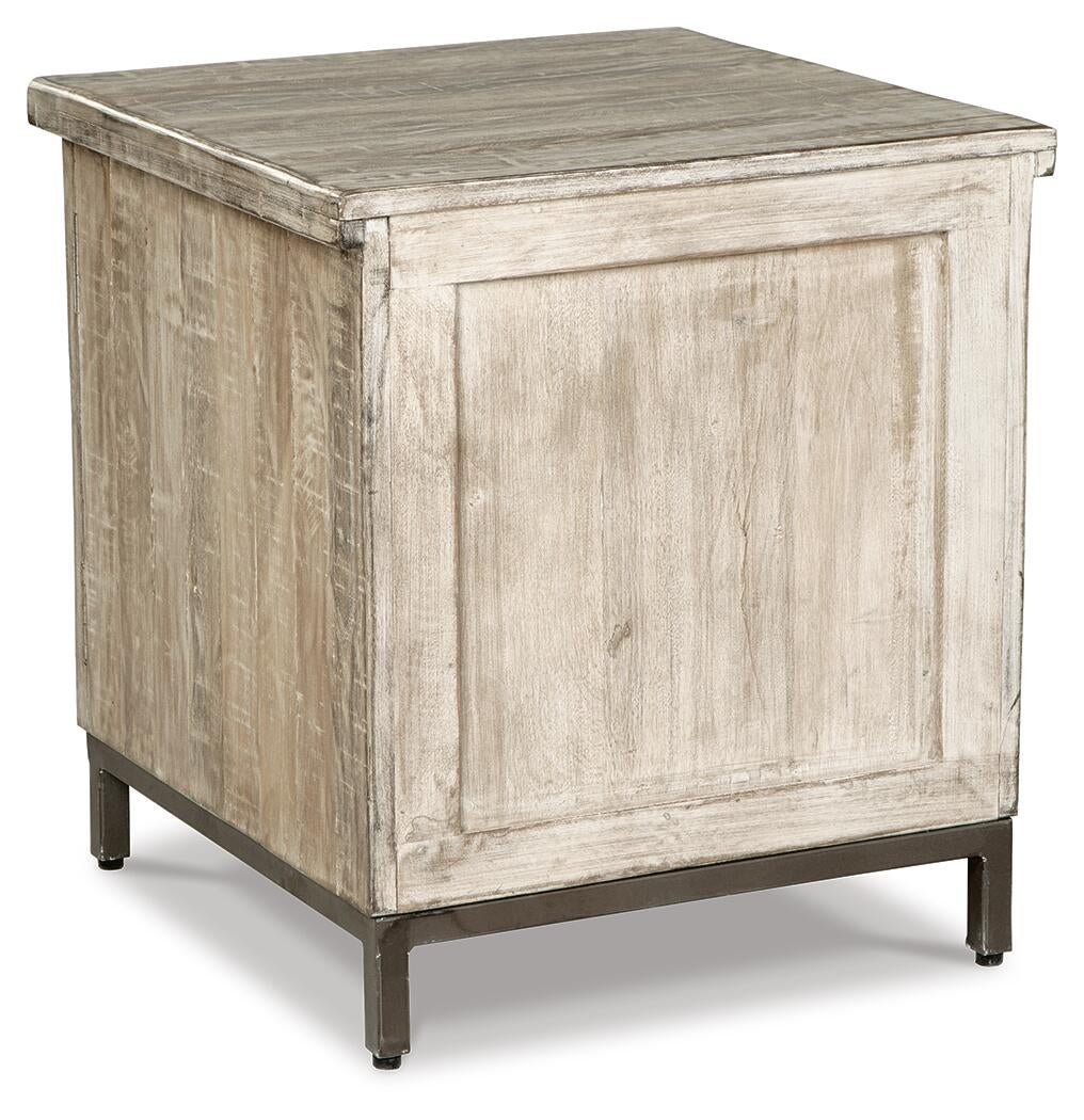 Ashley Express - Gabinete decorativo Laddford