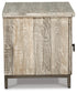 Ashley Express - Gabinete decorativo Laddford