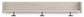 Ashley Express - Perchero de pared Socalle con estante