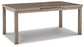 Mesa de comedor RECT frente a la playa EXT
