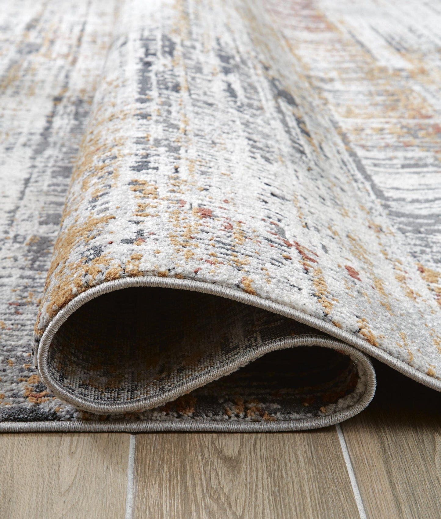Ashley Express - Alfombra Rhettner mediana